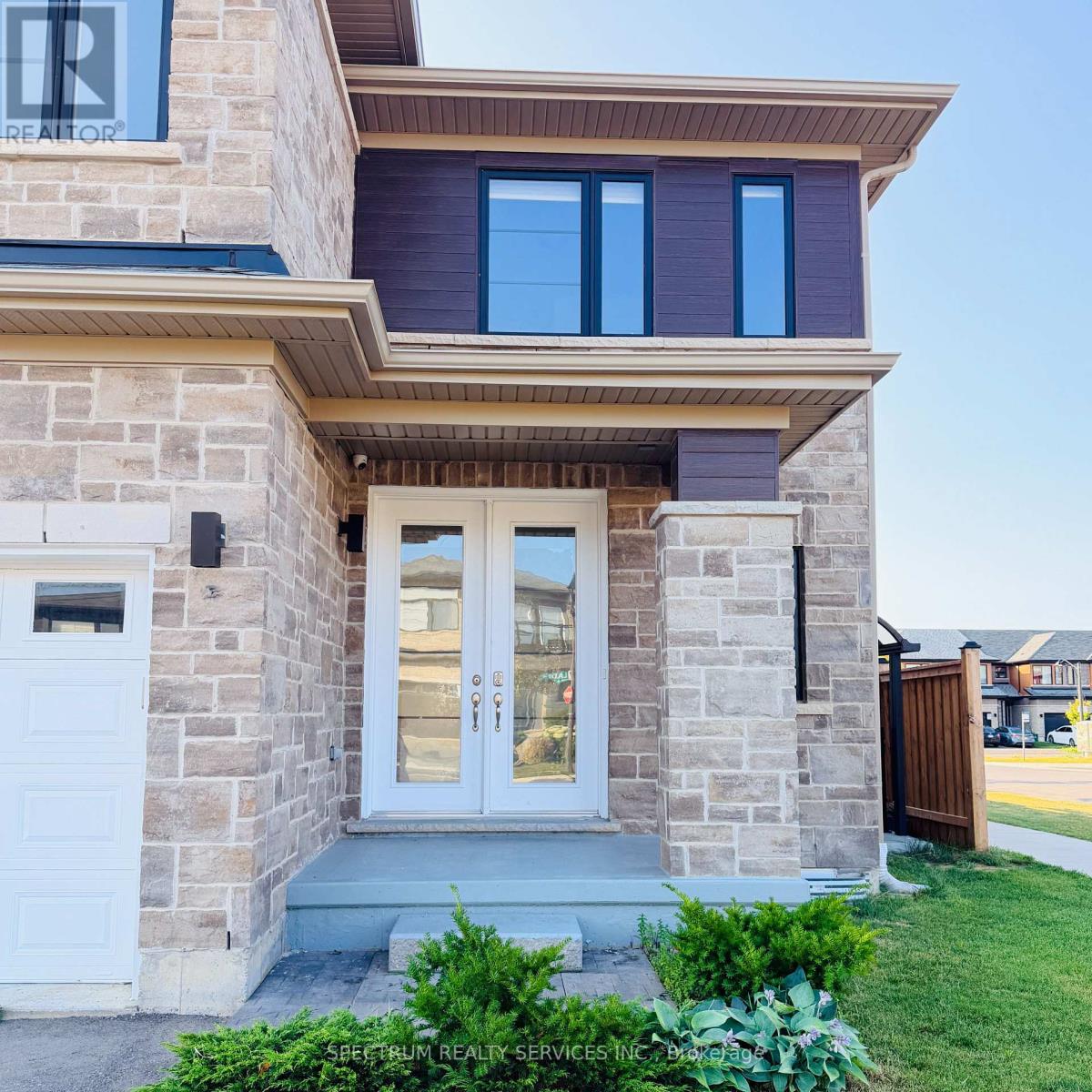 41 LADD AVENUE, Brantford — photo 3