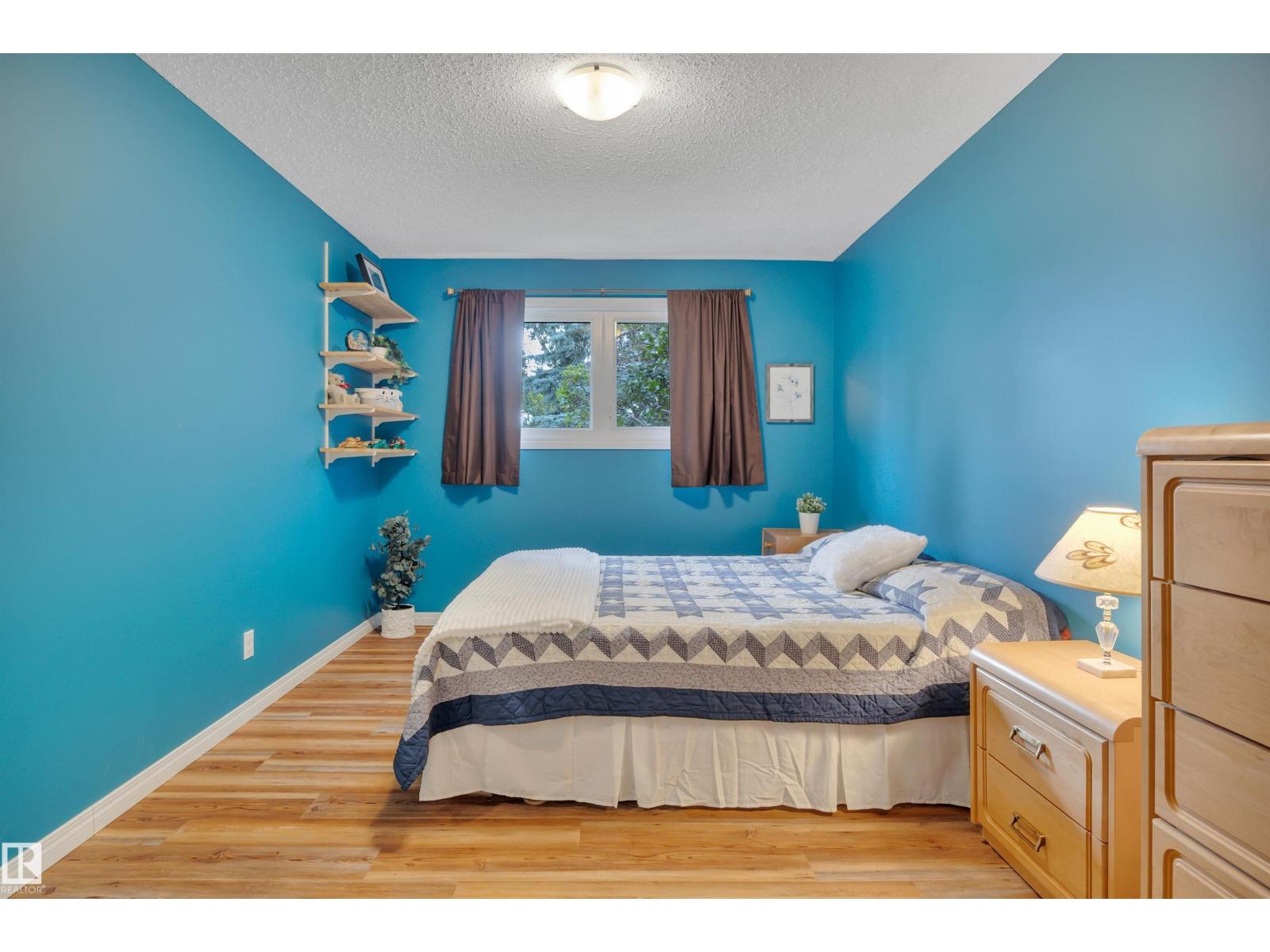 7416 33 Avenue NW - Image 19
