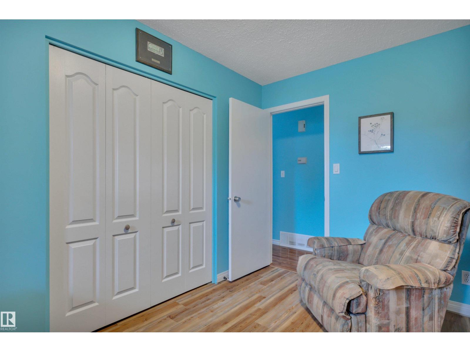 7416 33 Avenue NW - Image 27