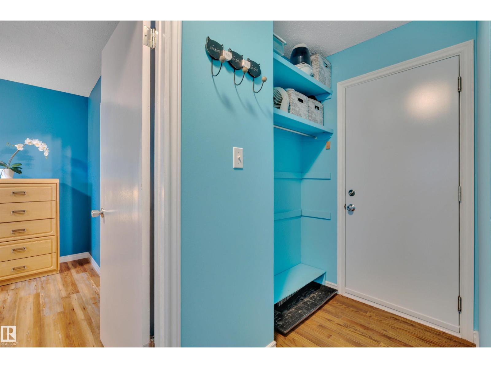 7416 33 Avenue NW - Image 29