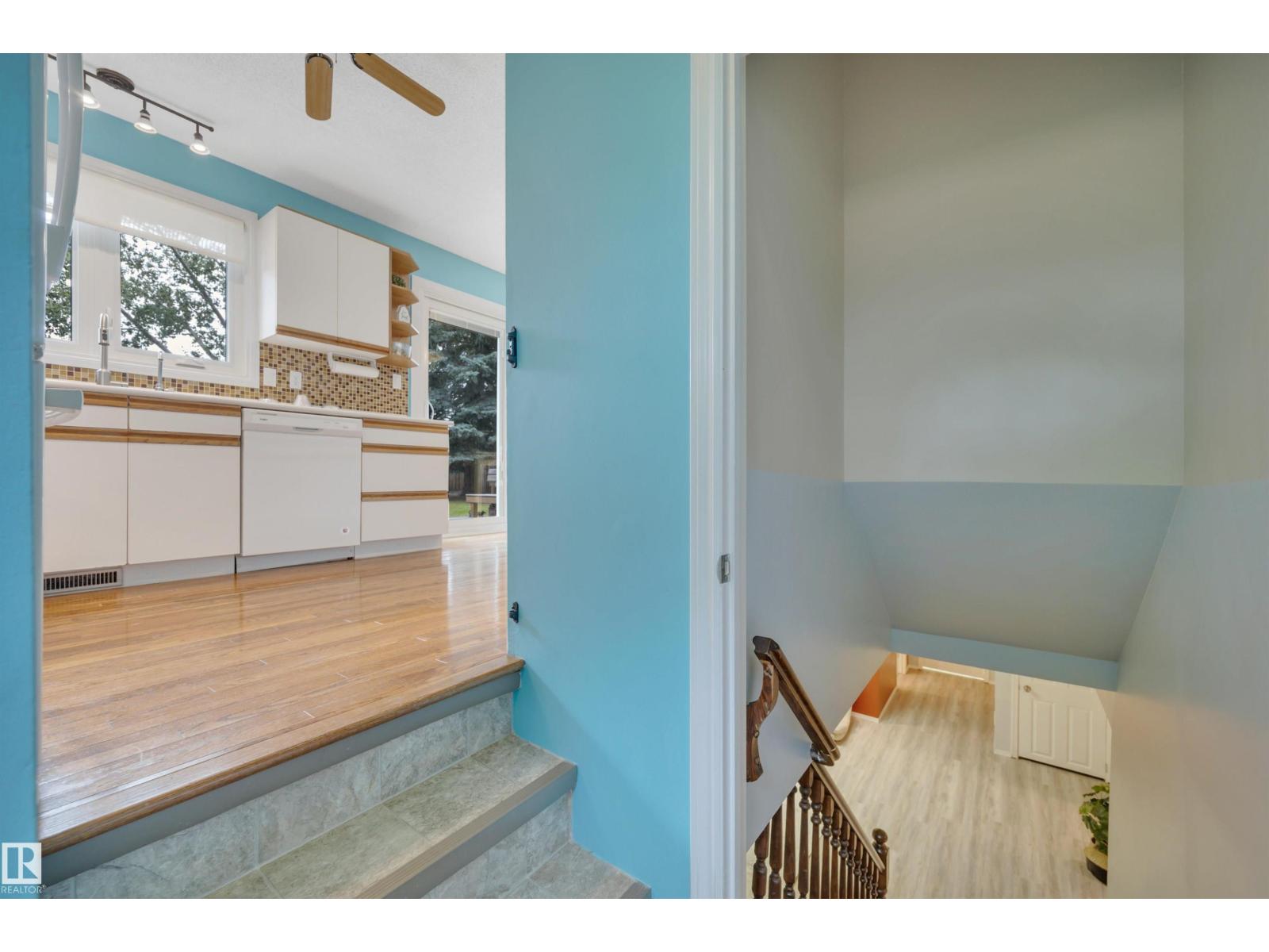 7416 33 Avenue NW - Image 31