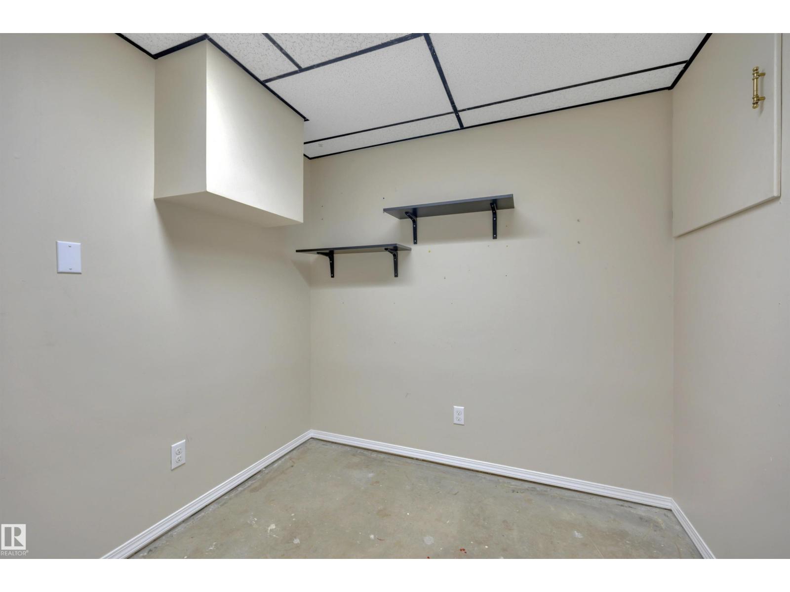 7416 33 Avenue NW - Image 39