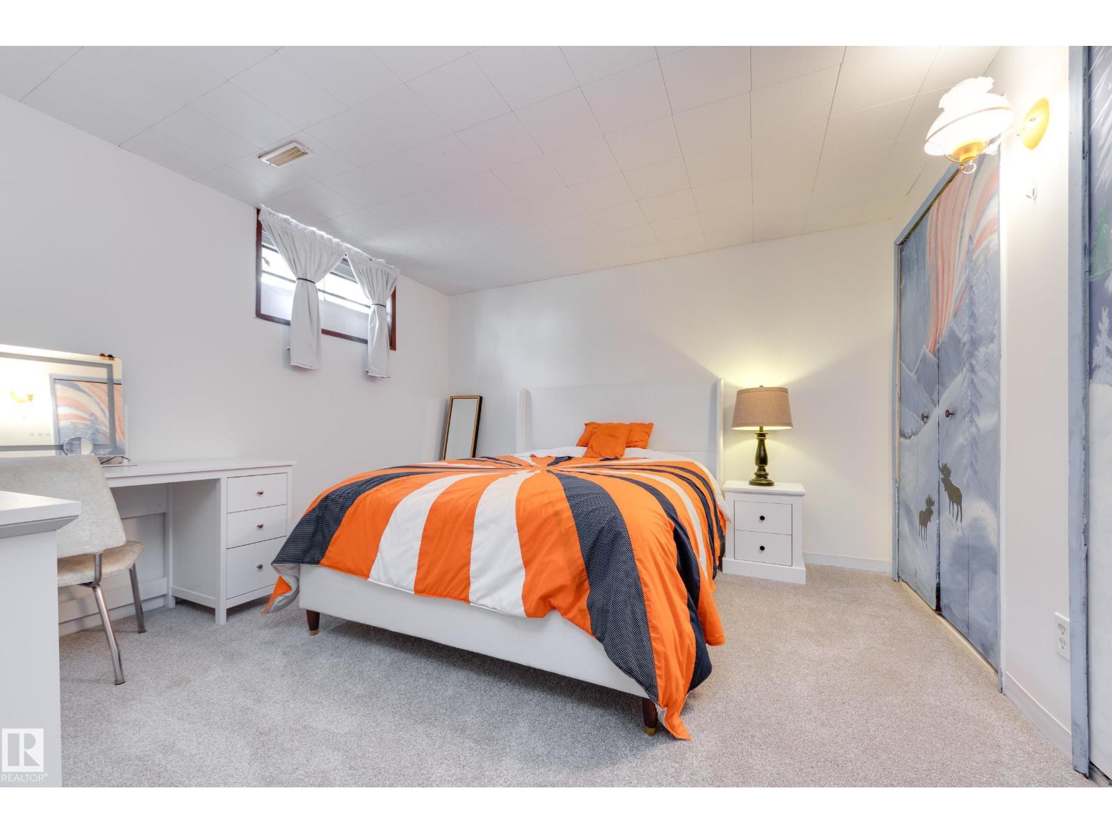 7 STRATHCONA PL - 23