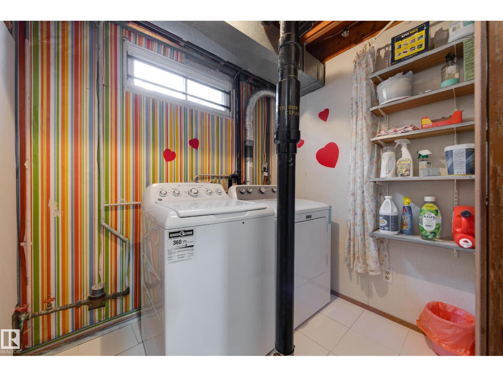 7 STRATHCONA PL - 27