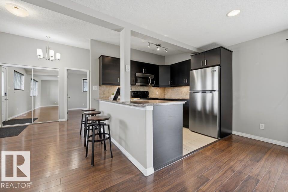 7119 136 AV NW - 12
