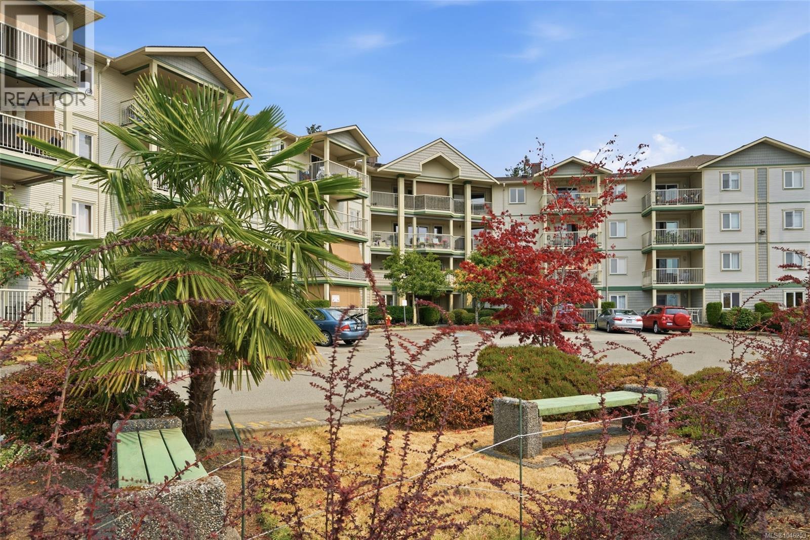 #207 4971 Songbird Pl - 34
