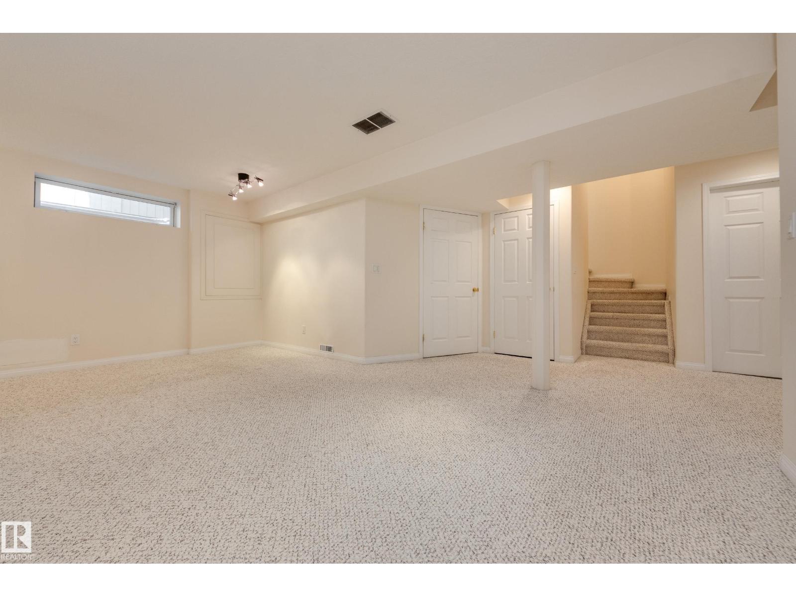 11503 15 AV NW - 42