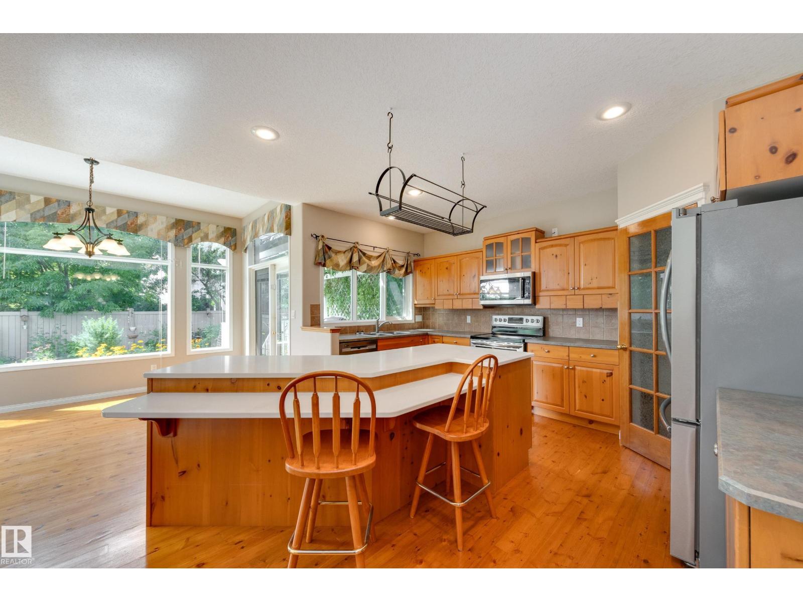 11503 15 AV NW - Image 16