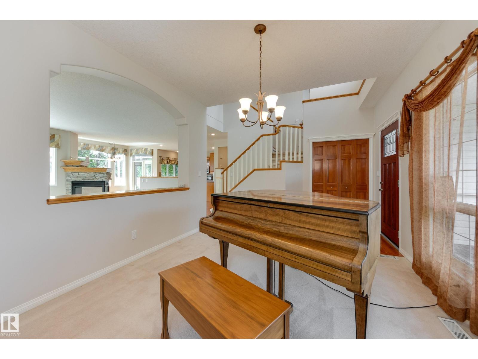 11503 15 AV NW - Image 7