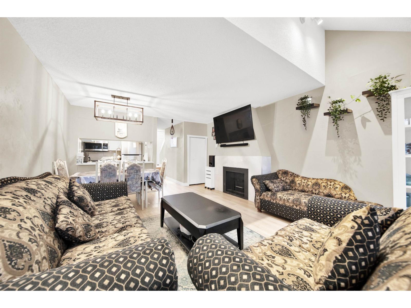 2 Bed, 2 Bath House for Sale in Surrey – 28 17702 60 AVENUE, Surrey – MLS# R3153637 - Image 14