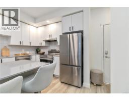403 2390 City Gate Blvd, Langford, BC V9B7E8 Photo 7