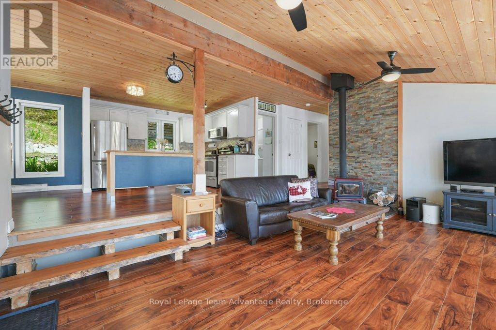 362 HEALEY LAKE WATER - 15