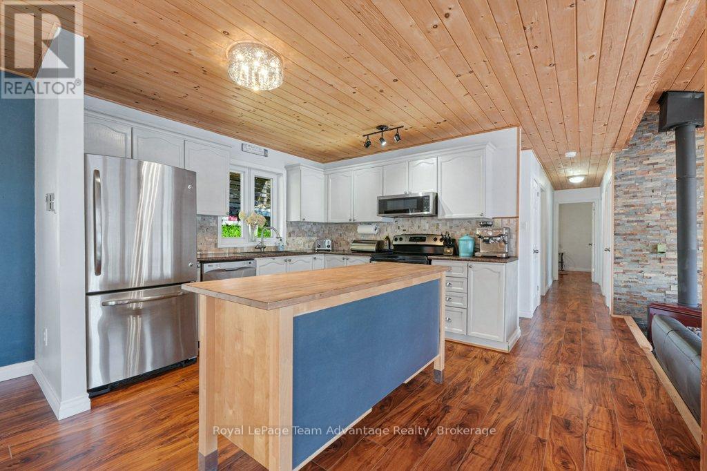 362 HEALEY LAKE WATER - Image 18