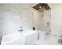 17825 Barnston Drive, Surrey, BC V4N6T4 Photo 15