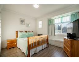 17825 Barnston Drive, Surrey, BC V4N6T4 Photo 16