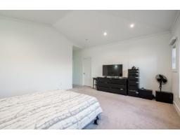 17825 Barnston Drive, Surrey, BC V4N6T4 Photo 13