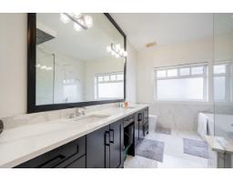 17825 Barnston Drive, Surrey, BC V4N6T4 Photo 14