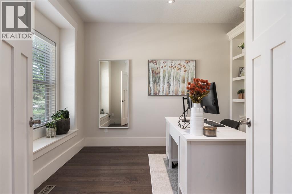 313 Centre Avenue SE, Airdrie — photo 3