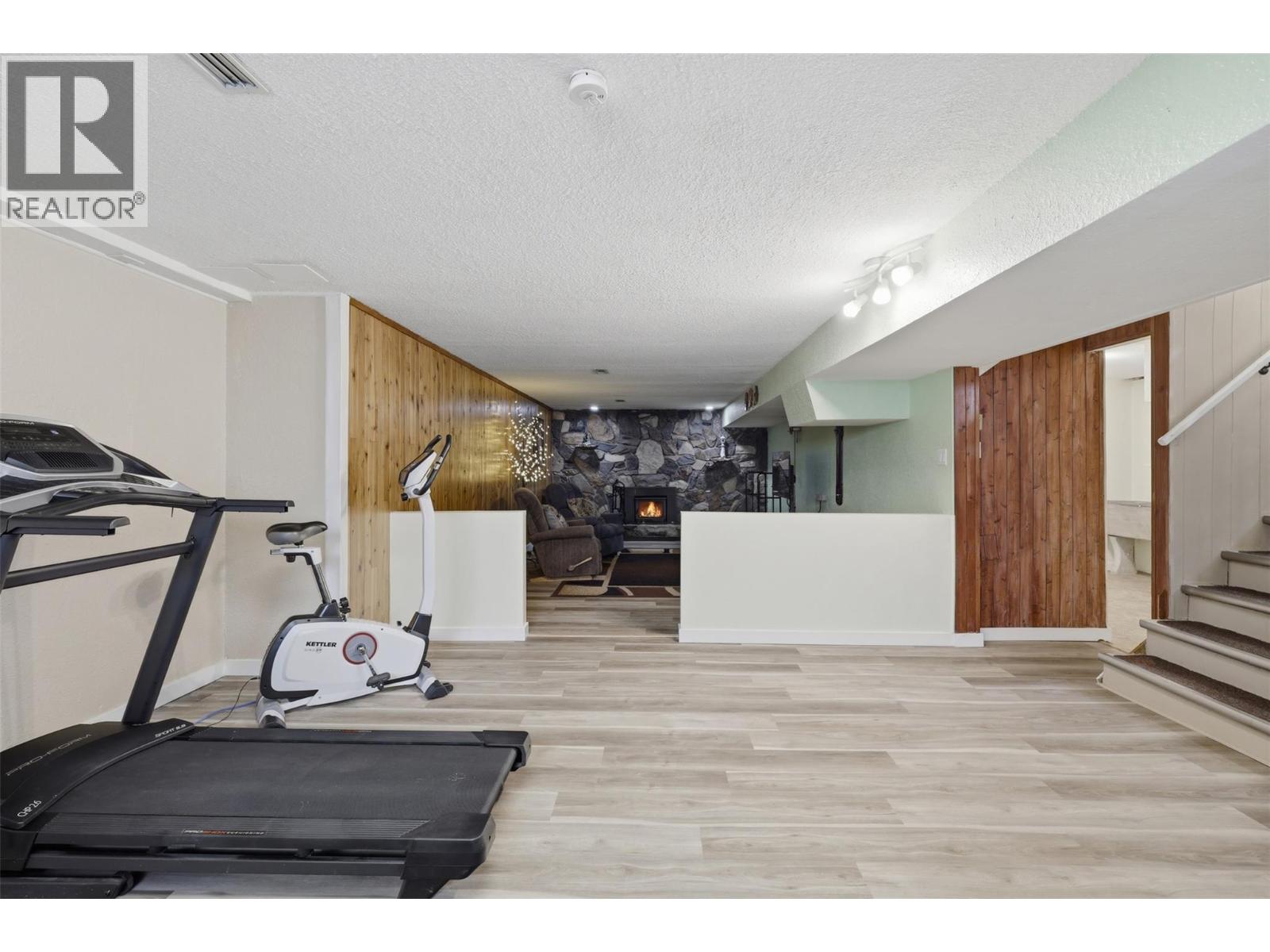 3325 BOYD Road - Image 41