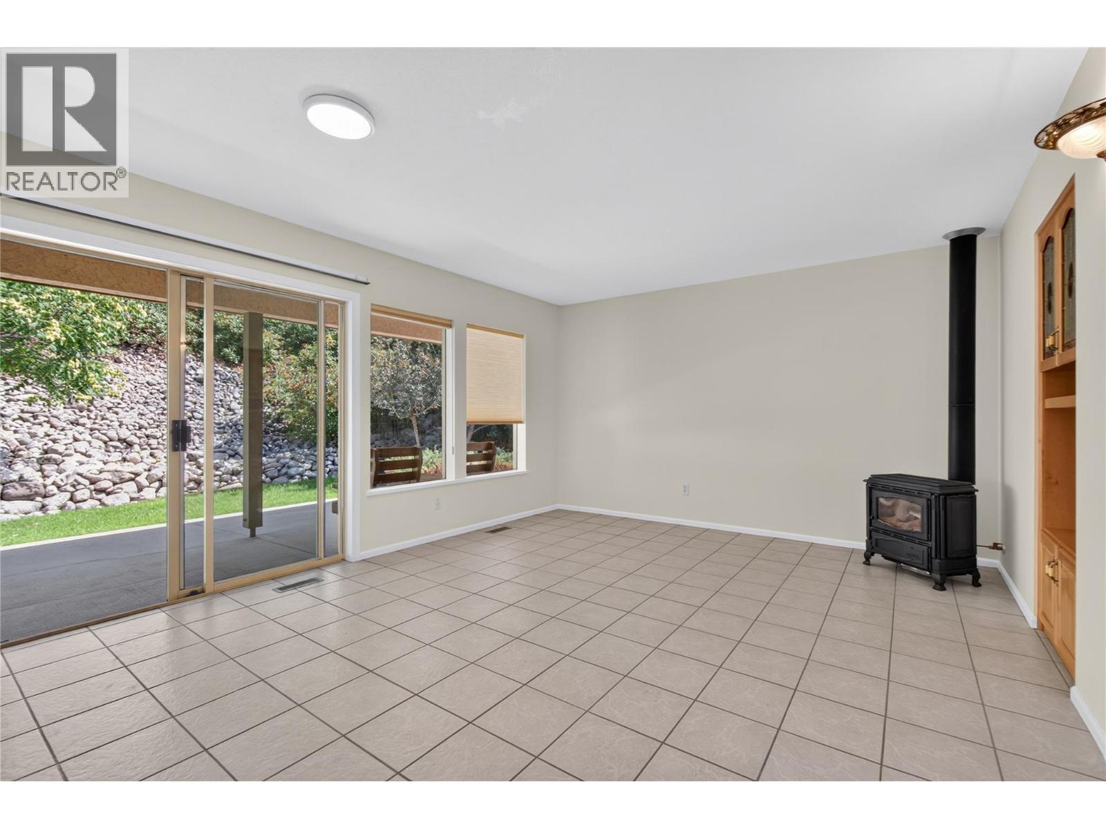 #213 102 Forestbrook Place - 10
