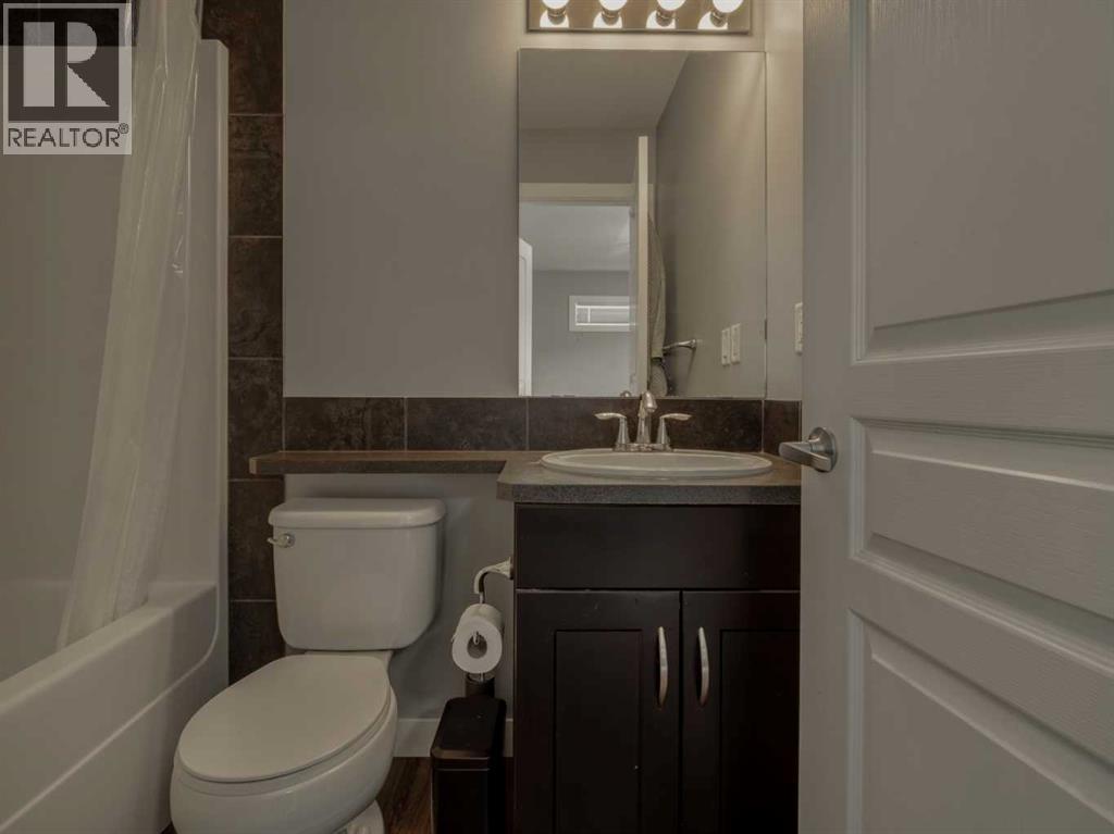 #9 241 Silkstone Road W - Image 32