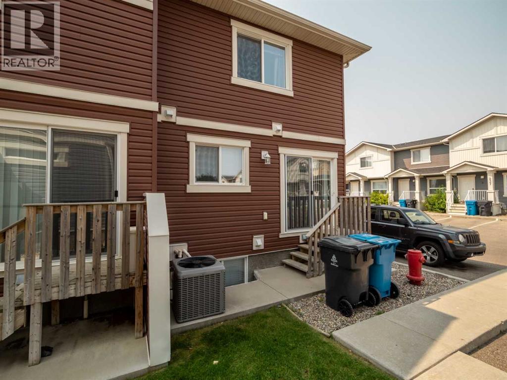 #9 241 Silkstone Road W - Image 46