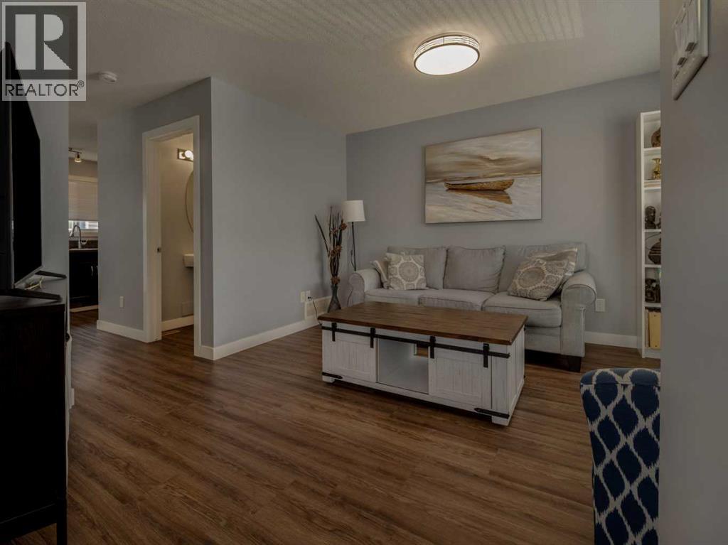 #9 241 Silkstone Road W - Image 5