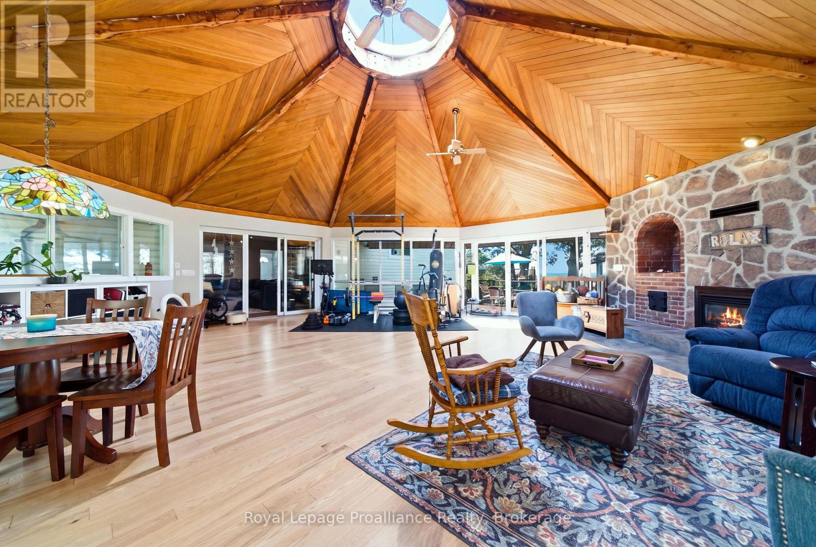 1698 FOXBORO-STIRLING ROAD - Image 17