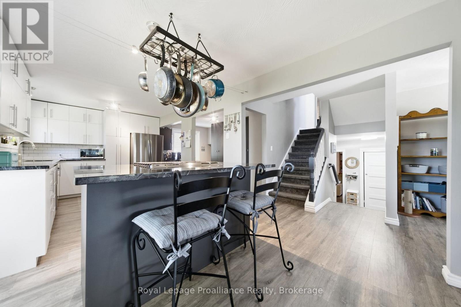 1698 FOXBORO-STIRLING ROAD - Image 19