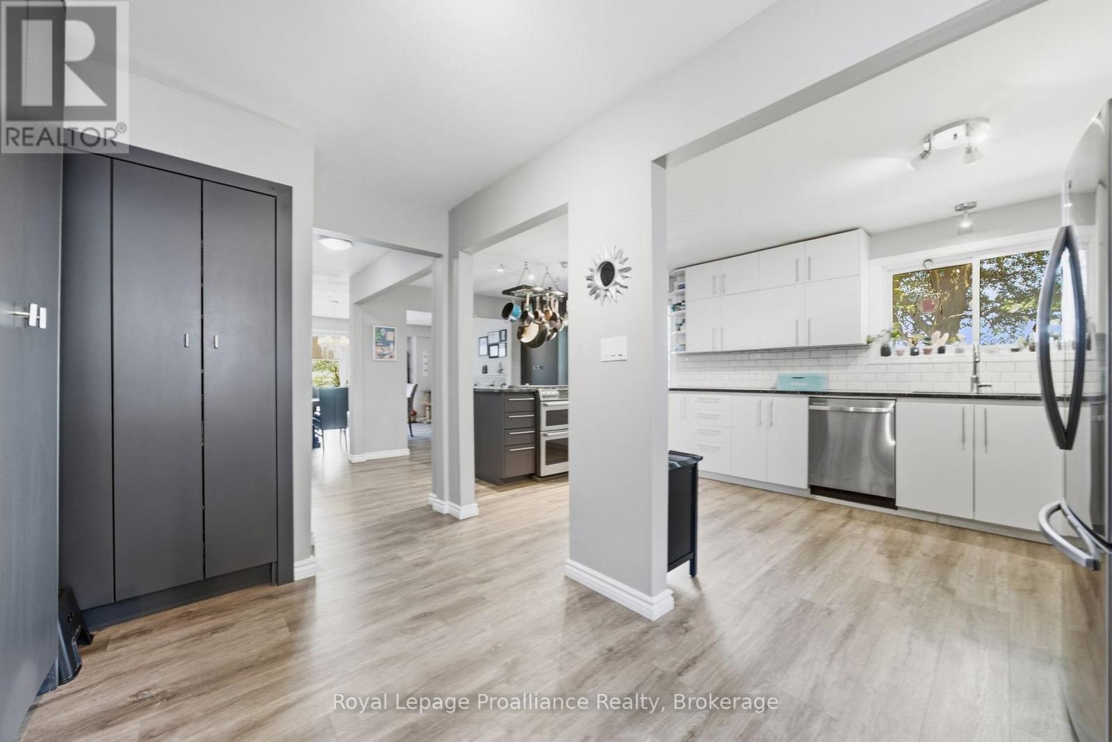 1698 FOXBORO-STIRLING ROAD - Image 20