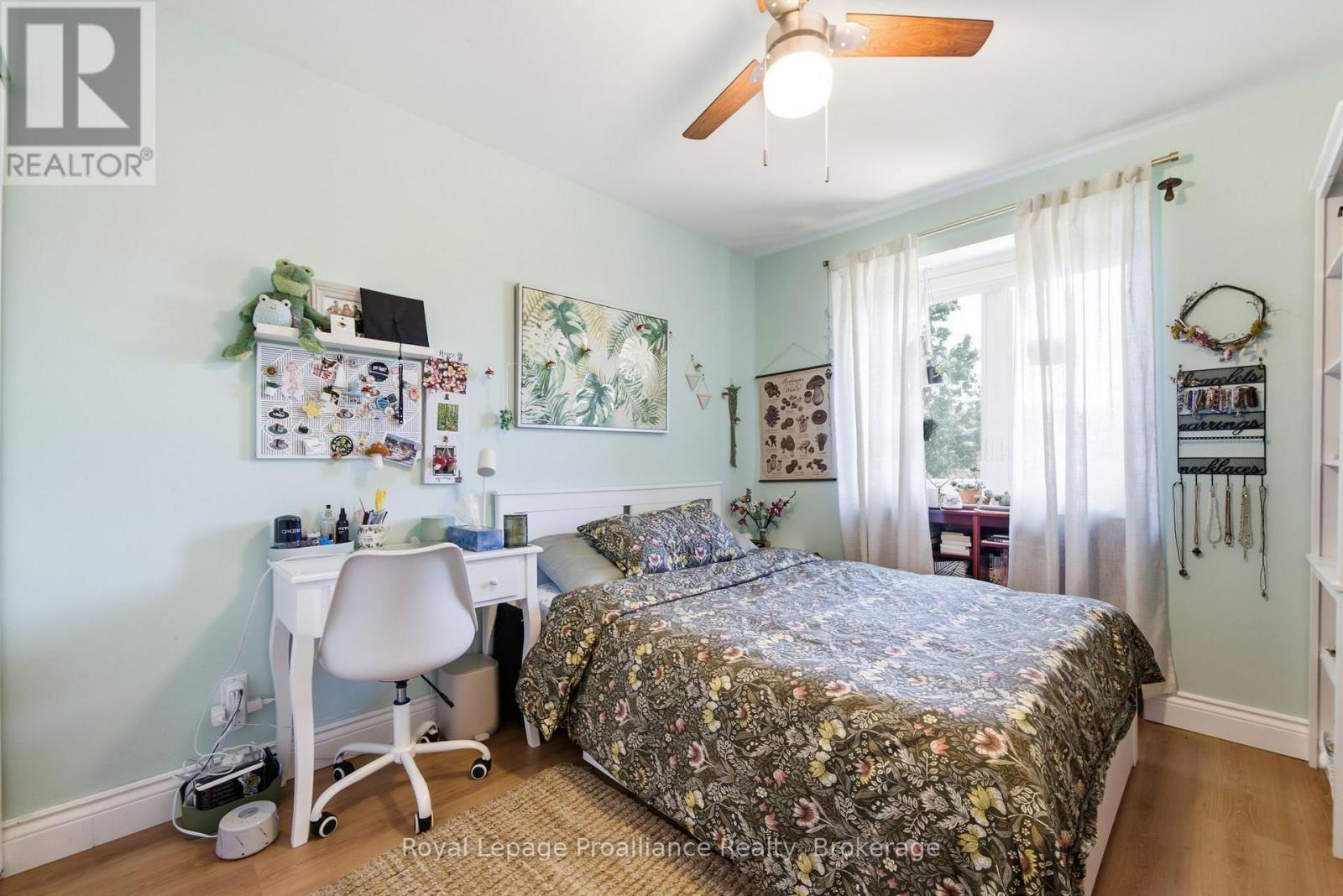 1698 FOXBORO-STIRLING ROAD - 31