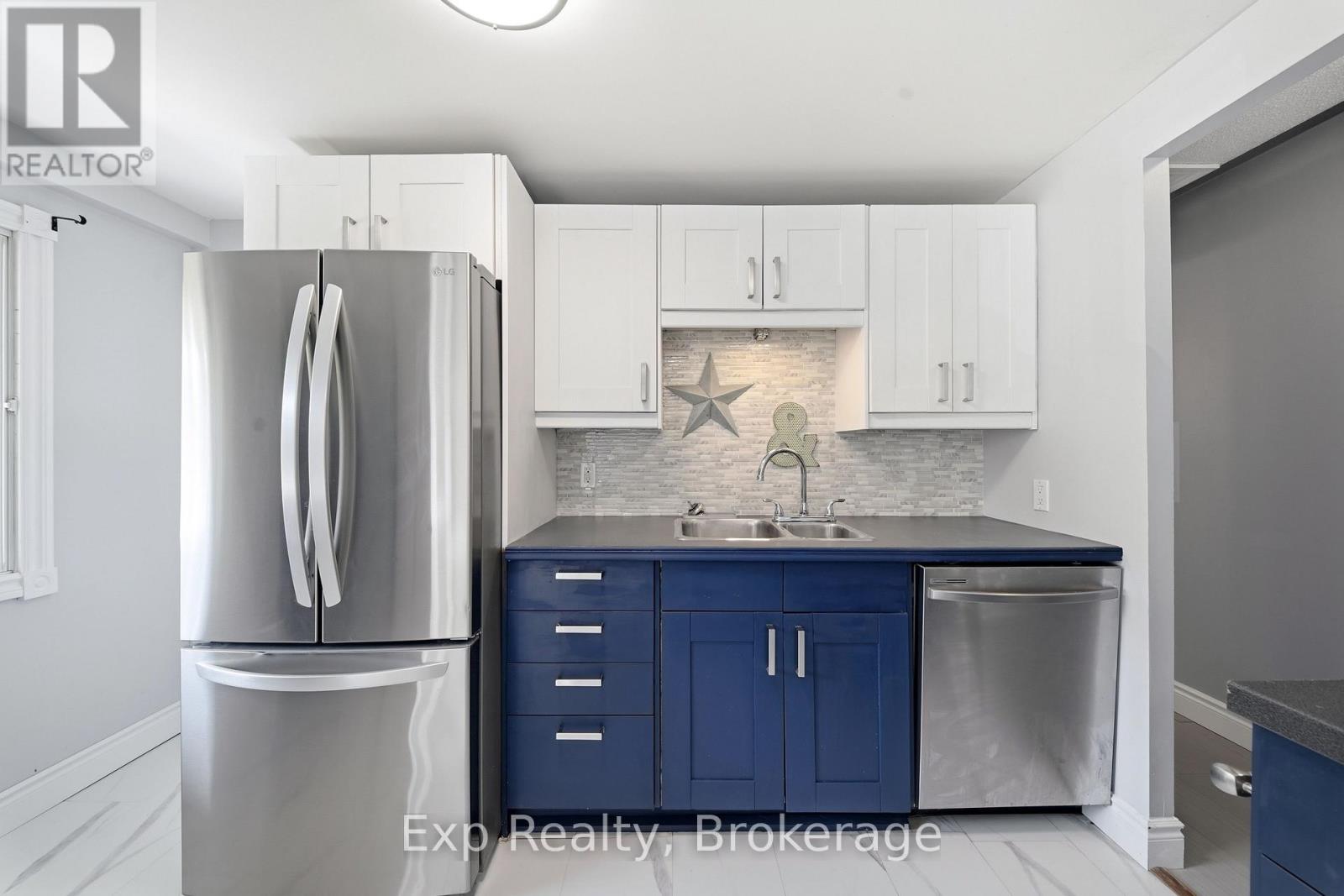 85 RIVER GARDEN ROAD - 21