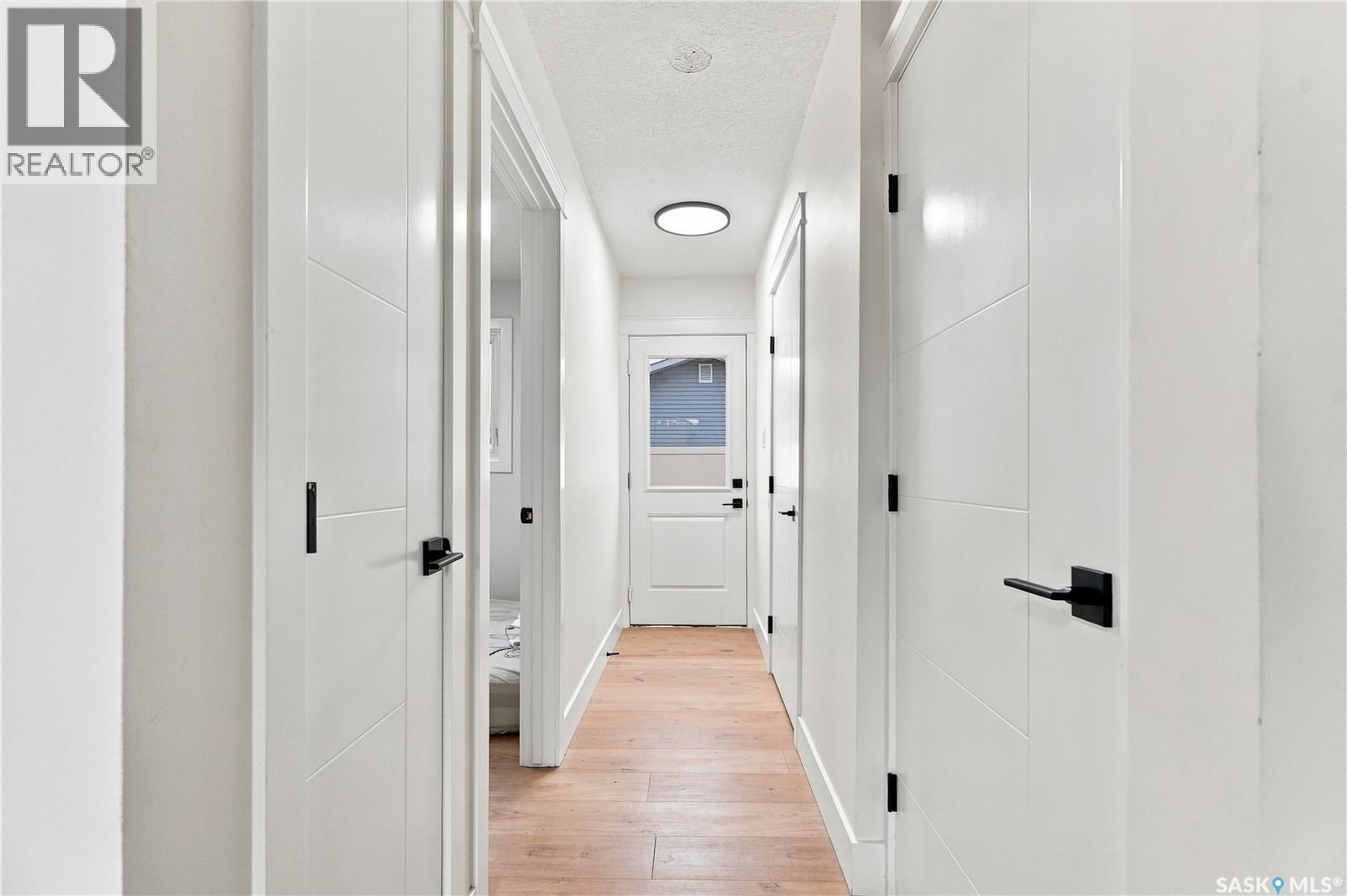 702 McKercher DRIVE - Image 34
