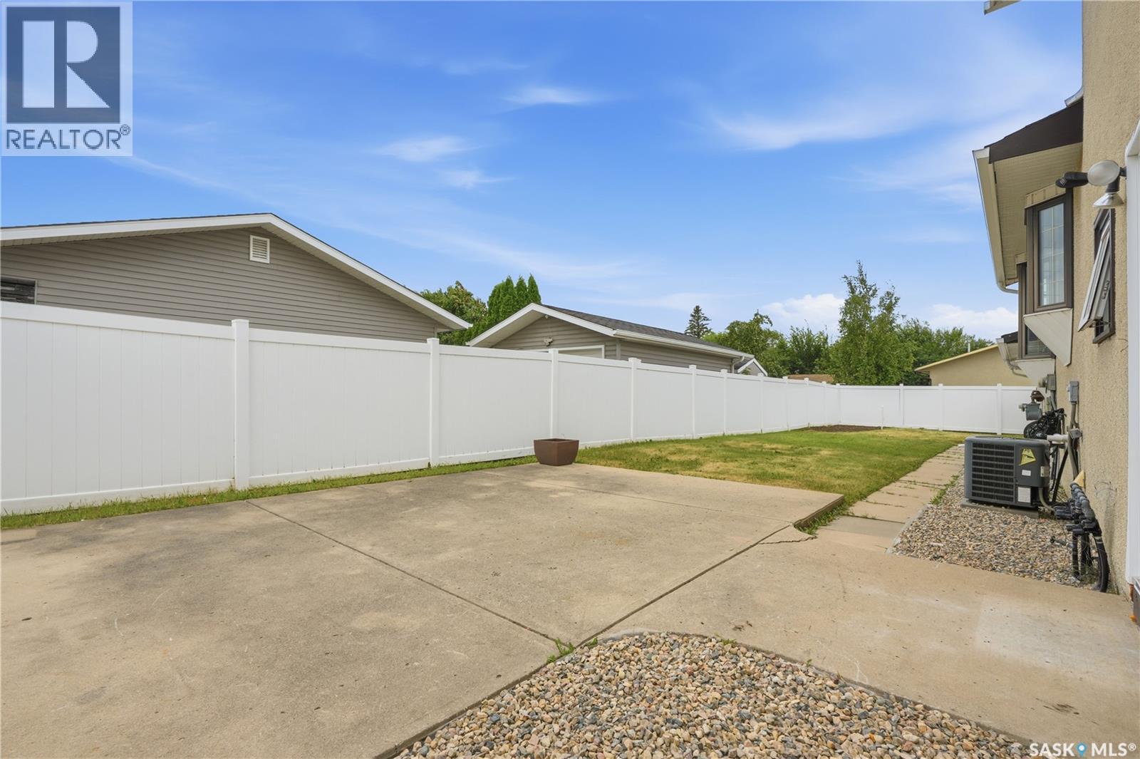 702 McKercher DRIVE - 51