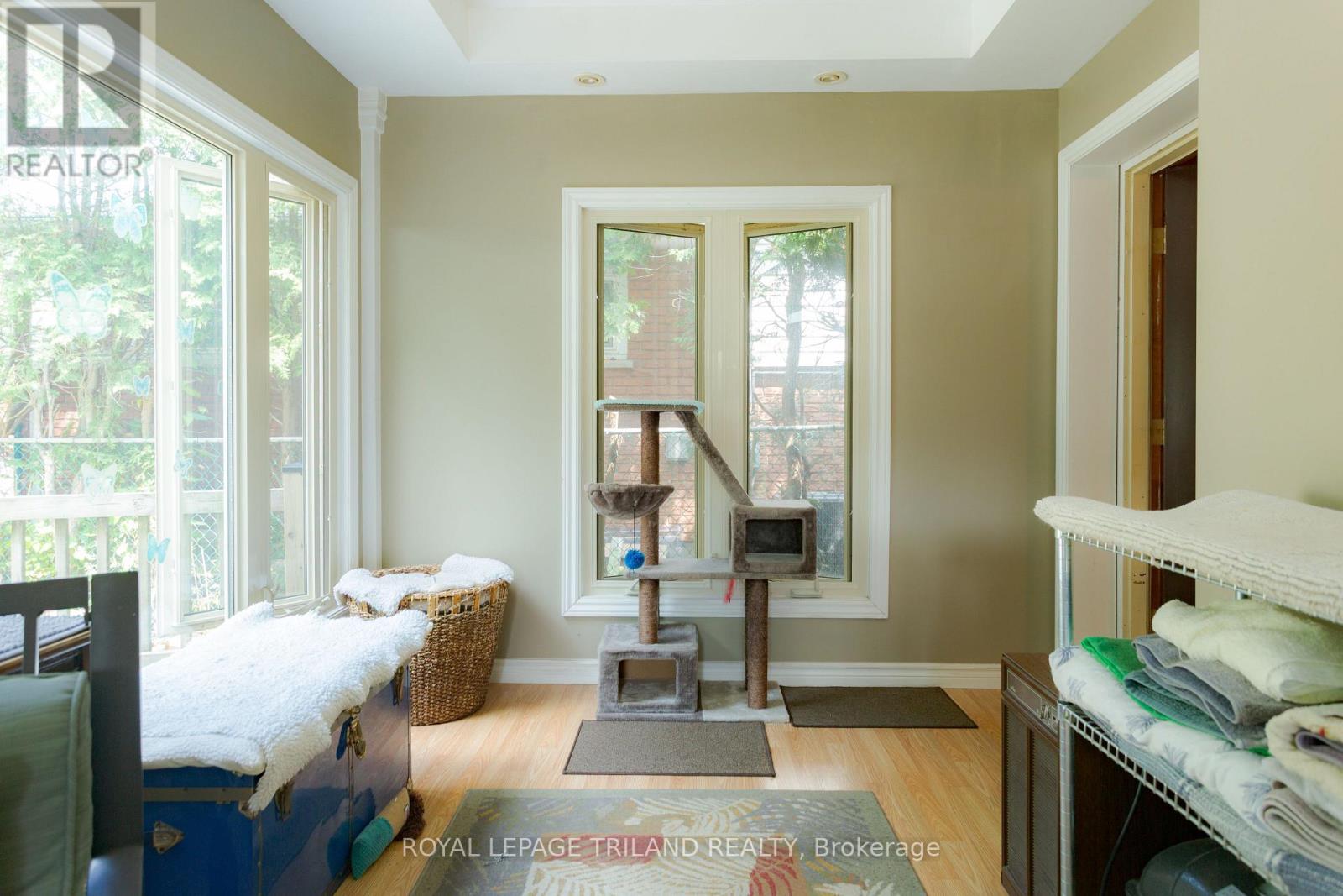 419 MCNAY PLACE - 20