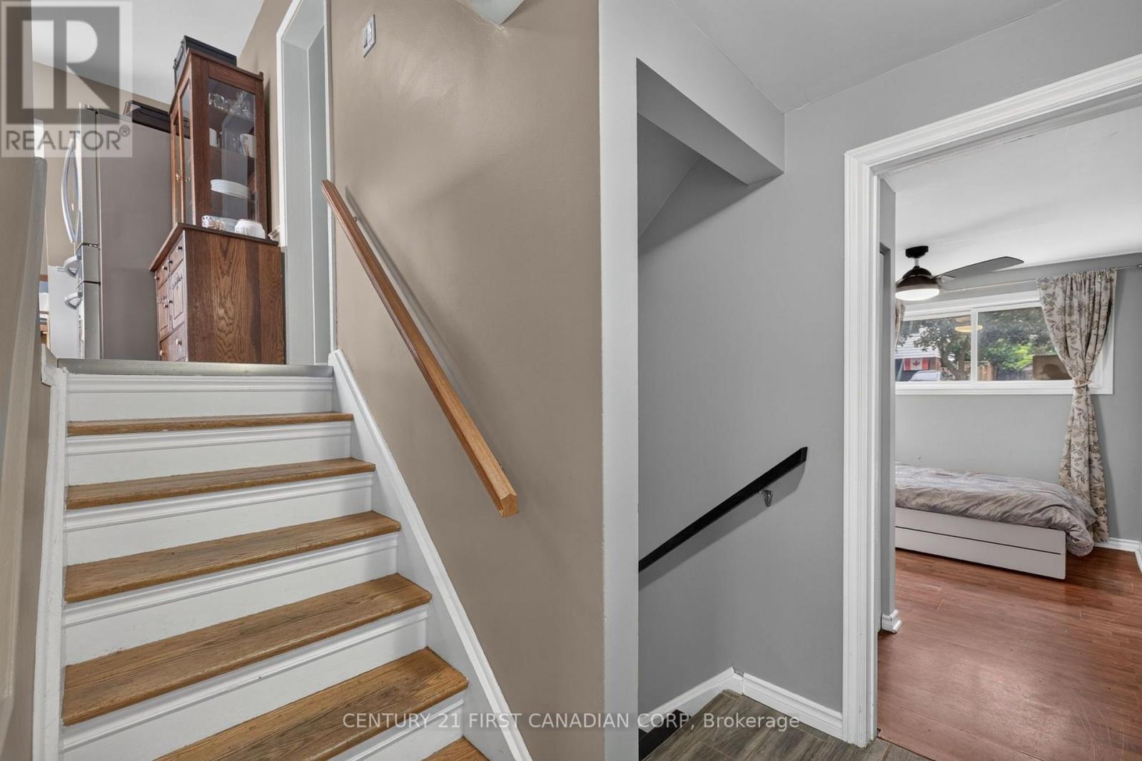 285 PANORMA CRESCENT - Image 32