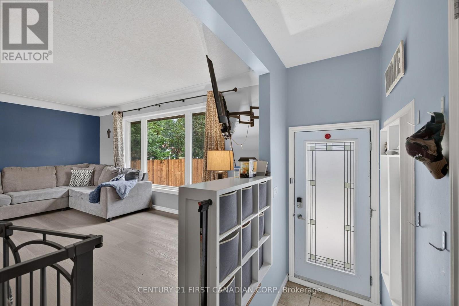 285 PANORMA CRESCENT - 6