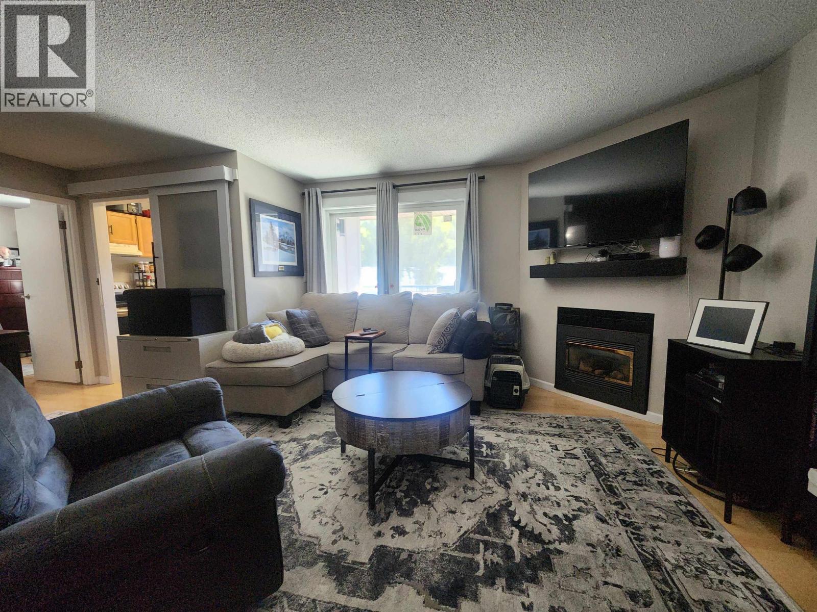 #202 3033 OSPIKA BOULEVARD - 4