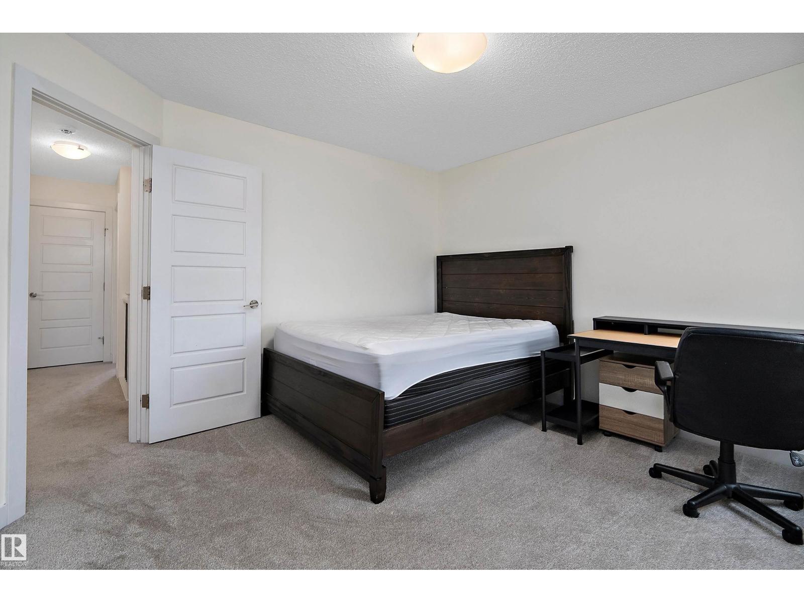 15832 11 AV SW - 27