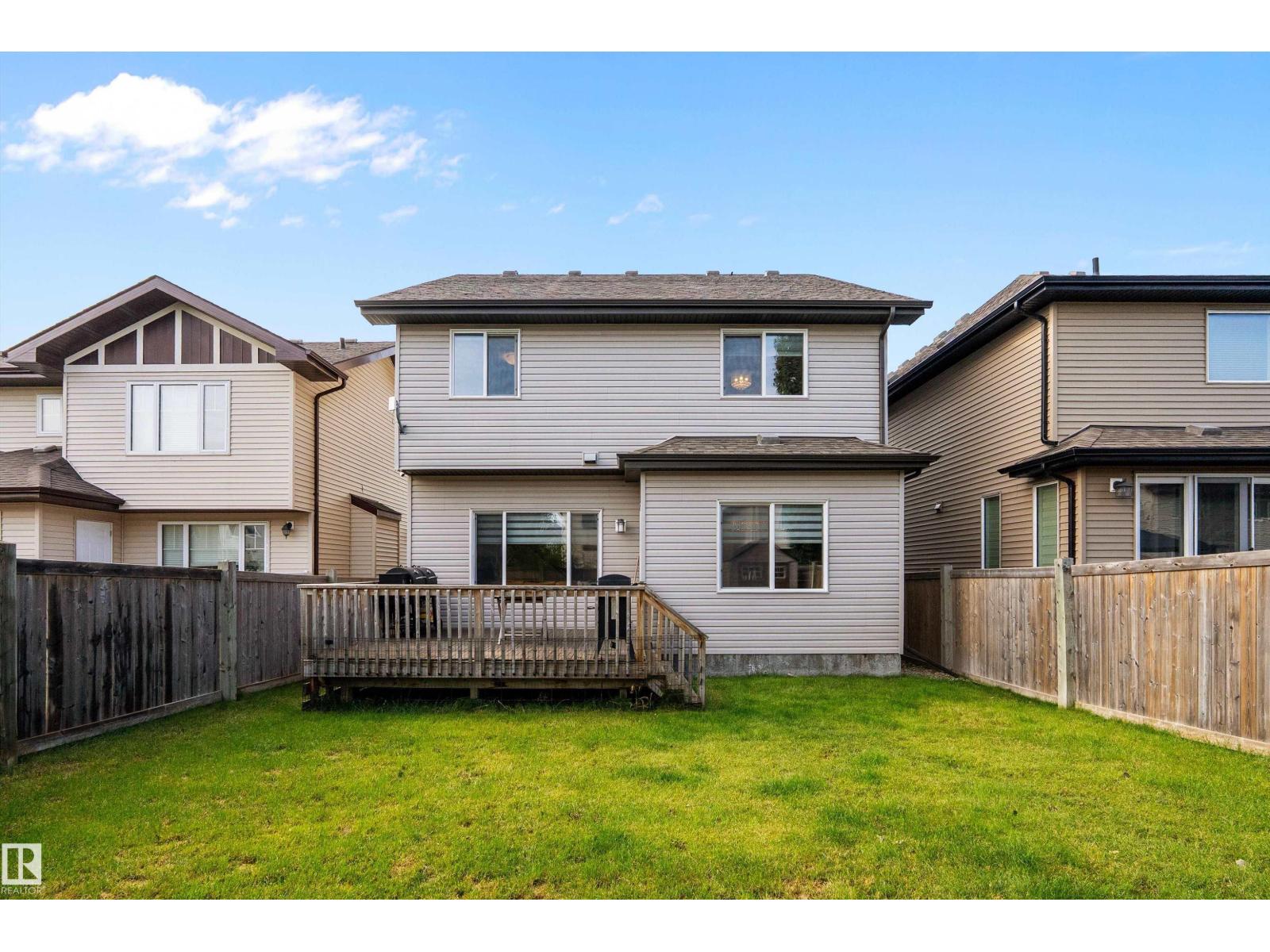 15832 11 AV SW - 49