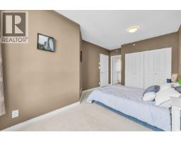 2605 3093 Windsor Gate, Coquitlam, BC V3B0N2 Photo 13