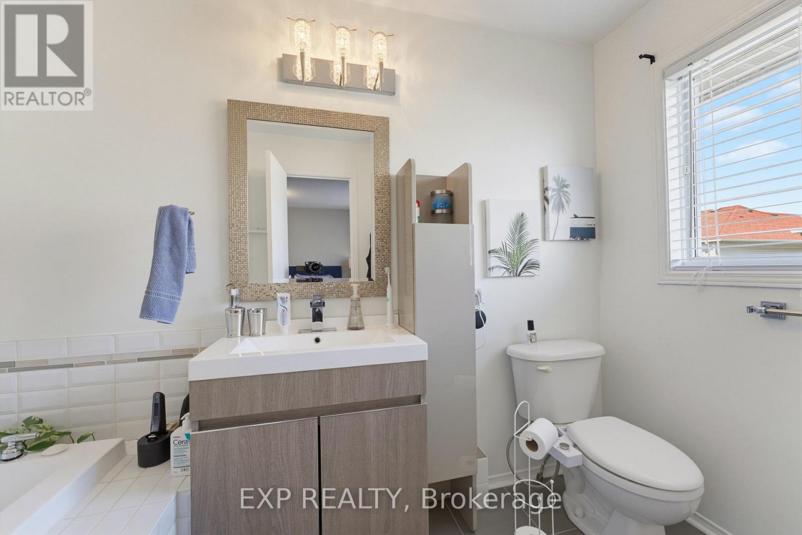 3 Bed, 3 Bath House for Rent in Ottawa – 2215 SILVERADO CRESCENT, Ottawa – MLS# X13651458 - Image 22