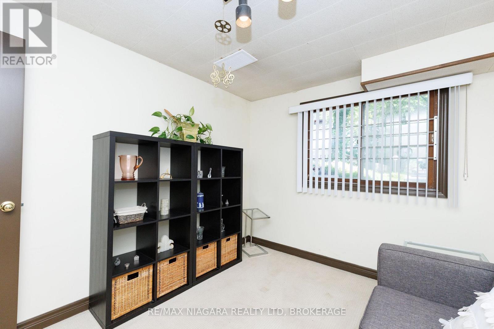 6980 DOLPHIN STREET - 27