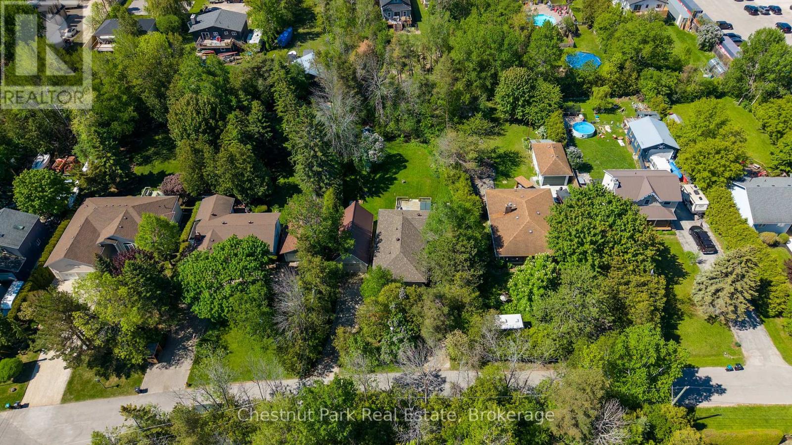 4 PARKSIDE AVENUE - 39