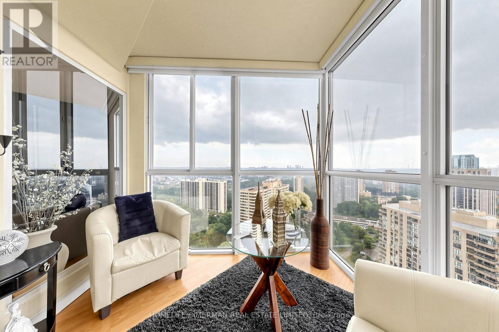 #3302 5 CONCORDE PLACE - 29