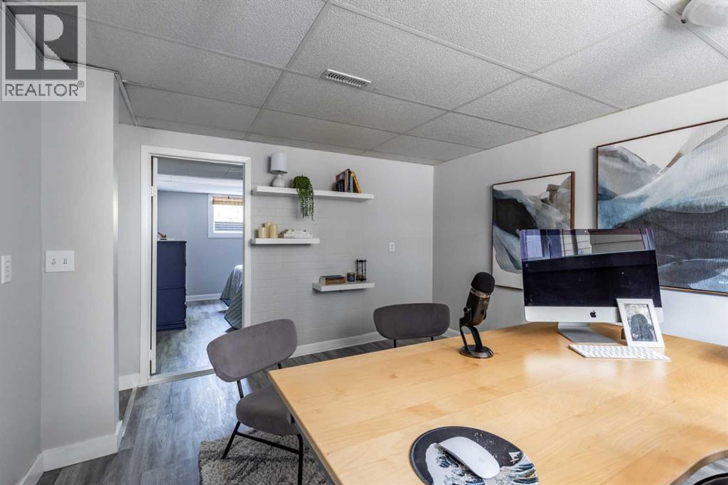206 7 Street Southeast - Photo 38