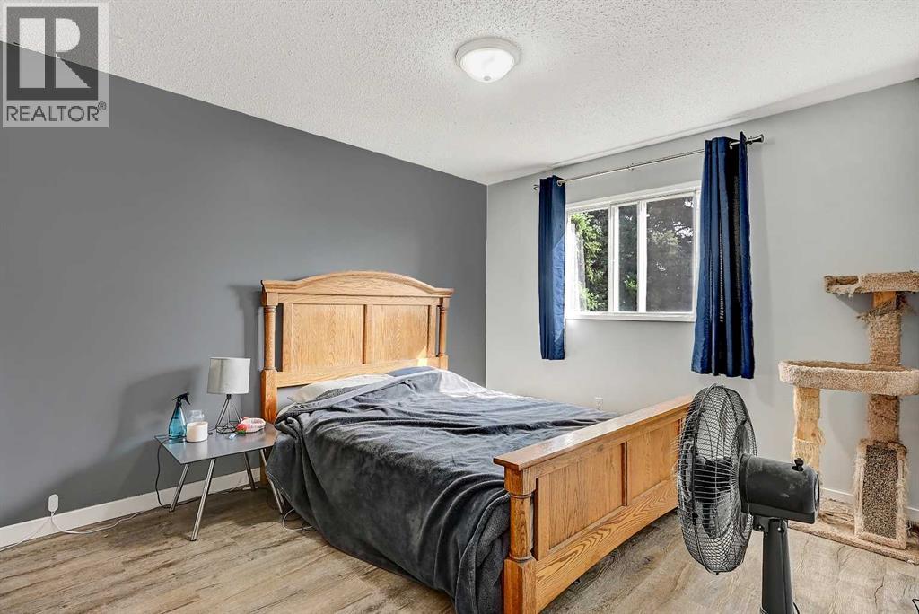 7107 93 Street - Image 12