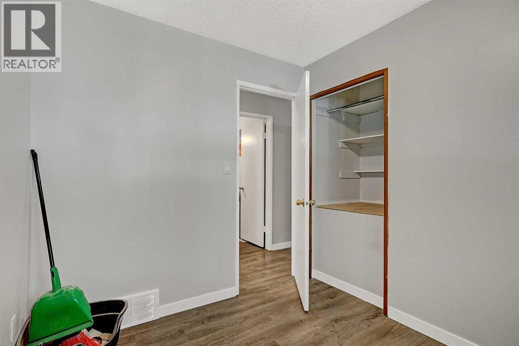 7107 93 Street - Image 15