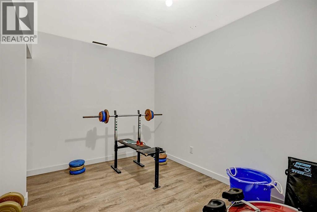 7107 93 Street - Image 21