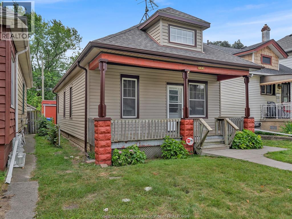489 MCKAY AVENUE - Image 7